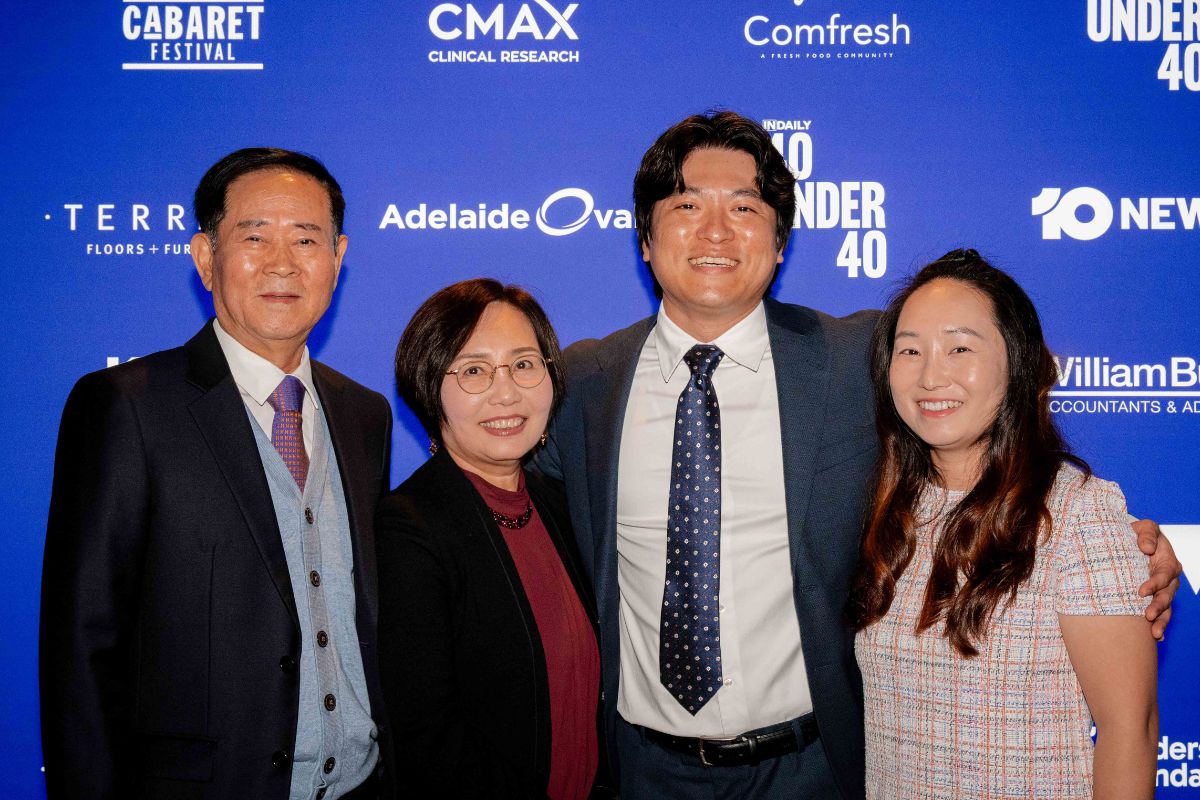 Danny Yoon with family at 40 Under 40 awards